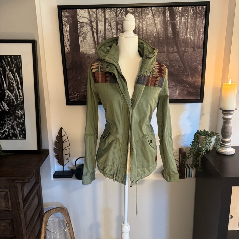 Roxy Olive Utility Jacket With Patterned Shoulders - image 2
